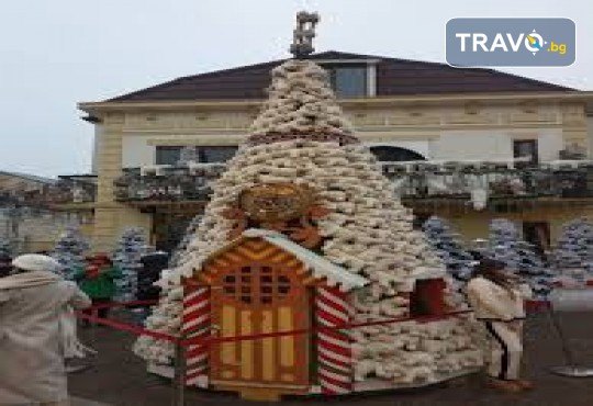 Уикенд в Румъния с посещение на коледните базари в Крайова с транспорт и водач от ТА Поход! - Снимка 7