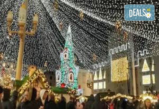 Уикенд в Румъния с посещение на коледните базари в Крайова с транспорт и водач от ТА Поход! - Снимка 8
