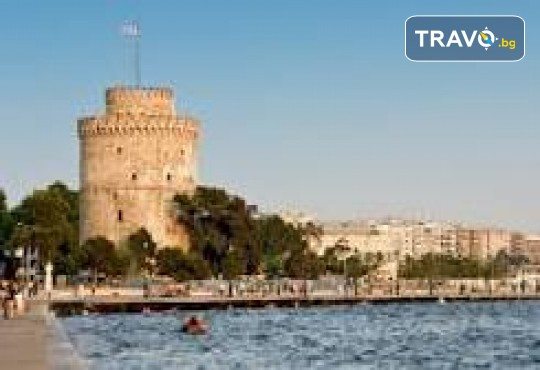 През Февруари на карнавал в Ксанти - парад на цветовете! 2 нощувки със закуски в Кавала и транспорт от Комфорт Травел! - Снимка 4