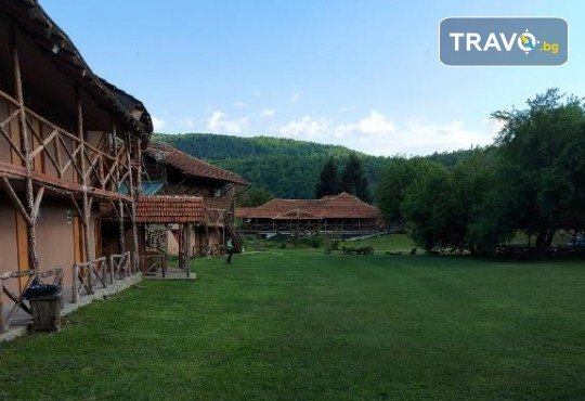 Уикенд купон по сръбски! Екскурзия до Етно село Стара планина с нощувка със закуска и вечеря, плюс транспорт и посещение на фестивала на пегланата колбасица, от Поход - Снимка 8