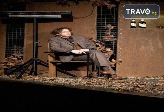 Гледайте Василена Атанасова, Леонид Йовчев, Ирини Жамбонас и Даниел Цочев в Есенна градина на 15-ти януари (четвъртък) в Малък градски театър Зад канала - Снимка 6