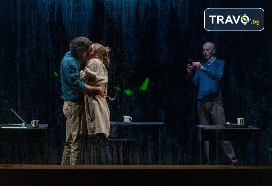 Гледайте Мак Маринов и Малин Кръстев в постановката Обществен враг на 09-ти януари (петък) в Малък градски театър Зад канала - Снимка 8