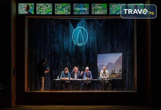 Гледайте Мак Маринов и Малин Кръстев в постановката Обществен враг на 09-ти януари (петък) в Малък градски театър Зад канала - Снимка 9