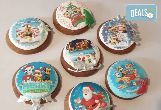 За Коледа и Нова година! Коледни меденки за момчета с герои от Пес Патрул в комбинация с коледно декорирани меденки от Сладкарница Джорджо Джани - Снимка 1