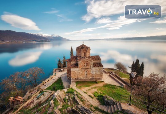 Йорданов ден в Охрид! 2 нощувки със закуски, възможност за вечеря и посещение на Св. Наум, Билянини извори, и транспорт от Рикотур - Снимка 1