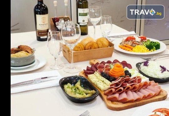 8 Март в Чачак, Сърбия! 2 нощувки хотел Ливаде', закуски, празнична вечеря, жива музика, напитки и възможност за транспорт от Рикотур - Снимка 8