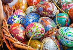 Посетете великденския базар в Крайова! 1 нощувка със закуска, транспорт и водач от ТА Поход! - Снимка