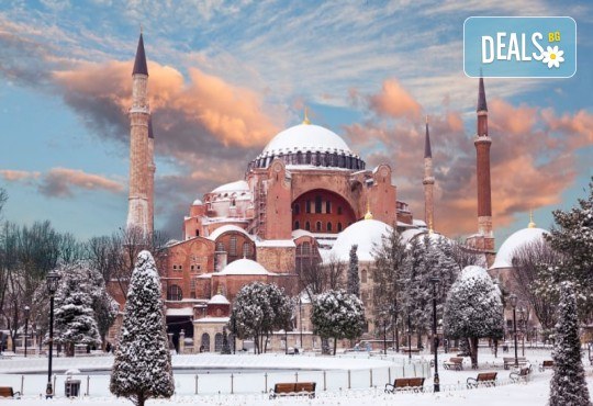 Уикенд до мегаполиса Истанбул и град Одрин! 2 нощувки със закуски в хотел 3* и транспорт от Роял Холидейз - Снимка 1