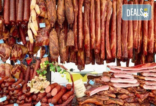Еднодневна екскурзия за Кулинарен фестивал до Пирот и Димитровград с водач и транспорт от Роял Холидейз - Снимка 1