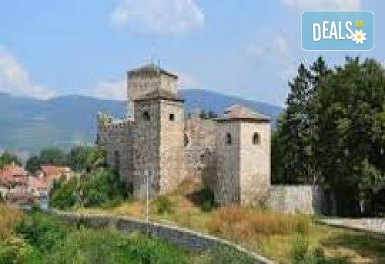 Еднодневна екскурзия за Кулинарен фестивал до Пирот и Димитровград с водач и транспорт от Роял Холидейз - Снимка 6