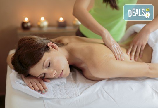 Подарете 90-минутен SPA пакет за лице, шия, деколте и тяло и HOT STONE терапия в GreenHealth - Снимка 6
