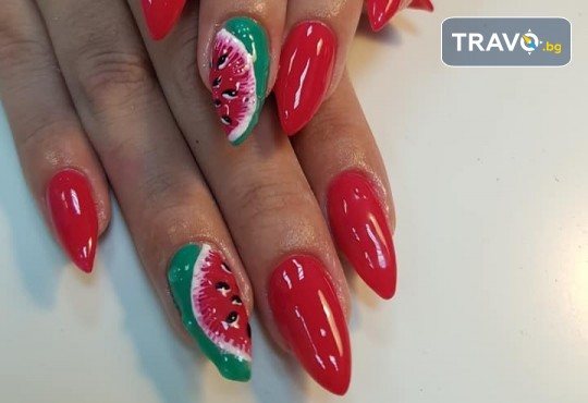 Изграждане на ноктопластика с гел и маникюр с гел лак на Black Bottle, CND или Gelish в Art beauty studio S&D, в центъра на София - Снимка 17