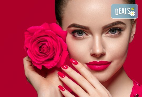 Изграждане на ноктопластика с гел и маникюр с гел лак на Black Bottle, CND или Gelish в Art beauty studio S&D, в центъра на София - Снимка 4