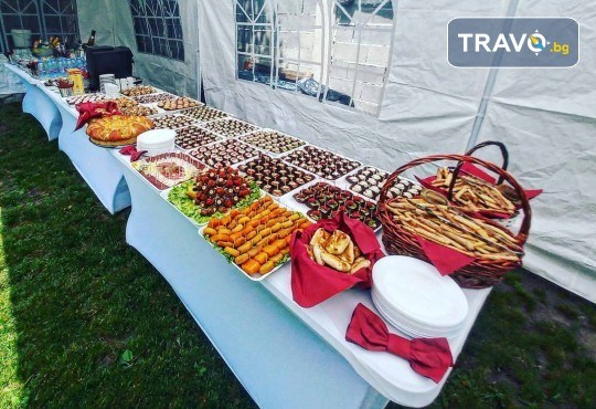 Италианско меню за вашия празник! 100 бр. солени хапки и италиански тарталети плюс ПОДАРЪК плато гофрети от Мечо Фууд Кетъринг - Снимка 4