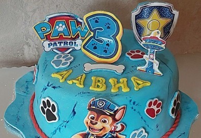 За най-малките! Детска торта с Мечо Пух, Смърфовете, Спондж Боб и други герои от Сладкарница Джорджо Джани - Снимка