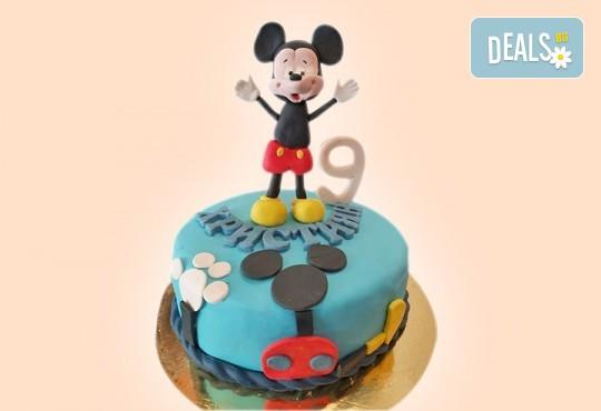 За най-малките! Детска торта с Мечо Пух, Смърфовете, Спондж Боб и други герои от Сладкарница Джорджо Джани - Снимка 101