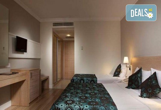 Ultra All Inclusive почивка в Side Aluna EX. Diamond Beach Hotel 5*! 7 нощувки, басейни, водни пързалки, безплатно за дете до 12.99 г. и транспорт от Belprego Travel - Снимка 9