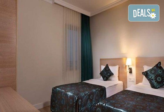 Ultra All Inclusive почивка в Side Aluna EX. Diamond Beach Hotel 5*! 7 нощувки, басейни, водни пързалки, безплатно за дете до 12.99 г. и транспорт от Belprego Travel - Снимка 7