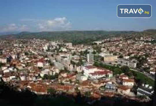 Екскурзия до Попова кула за 8 март! 1 нощувка със закуска, вечеря с неограничени напитки и жива музика, и транспорт от Комфорт Травел - Снимка 4