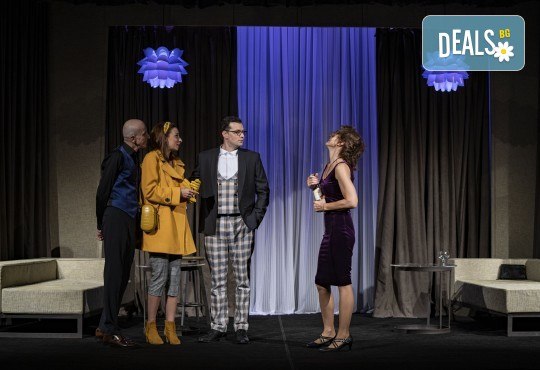 На 19-ти март (четвъртък) гледайте Кой се бои от Вирджиния Улф с Ирини Жамбонас, Владимир Зомбори, Каталин Старейшинска и Малин Кръстев в Малък градски театър Зад канала - Снимка 4