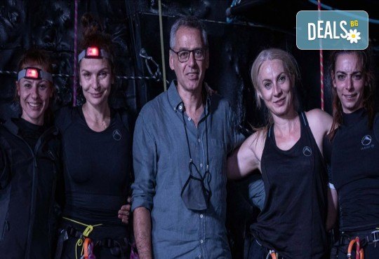 Ситуационна комедия на Явор Гърдев Фицрой на 01-ви март (неделя) в Малък градски театър Зад канала - Снимка 4