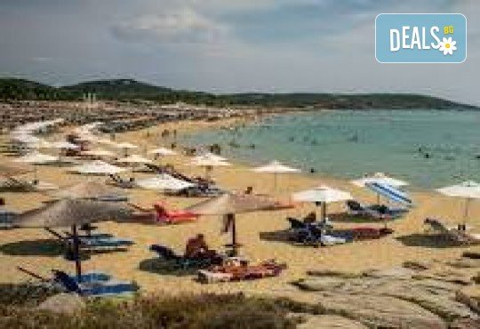 На плаж в Кавала, Амолофи, Неа Ираклица и Керамоти! 2 нощувки със закуски в хотел „Нефели“ 3 * и транспорт от Комфорт Травел - Снимка 4