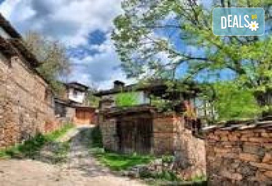 Уикенд в Огняново с 1 нощувка, 1 закуска, посещение на Лещен, Ковачевица и плаж Амолофи, Гърция с водач и транспорт от ТА Поход - Снимка 9