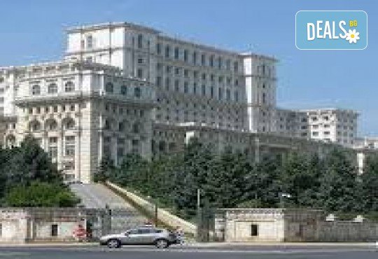 Разходка за един ден за Фестивал на цветята в Крайова, Румъния! Посещение на парк „Никола Романеску“ с водач и транспорт от Рикотур - Снимка 7