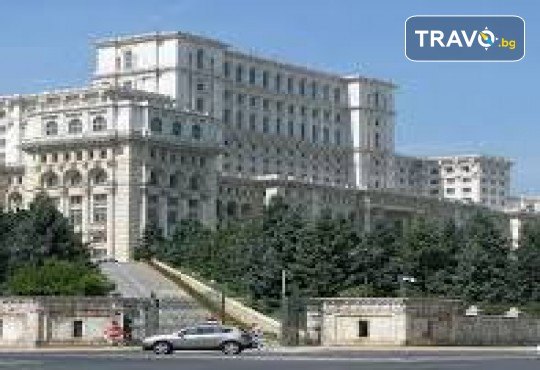 Разходка за един ден за Фестивал на цветята в Крайова, Румъния! Посещение на парк „Никола Романеску“ с водач и транспорт от Рикотур - Снимка 7