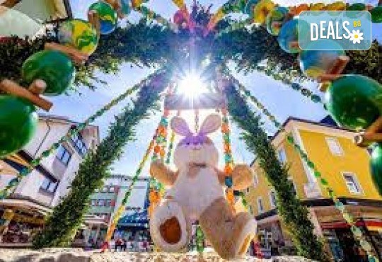 Разходка за един ден за Фестивал на цветята в Крайова, Румъния! Посещение на парк „Никола Романеску“ с водач и транспорт от Рикотур - Снимка 2