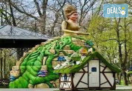 Разходка за един ден за Фестивал на цветята в Крайова, Румъния! Посещение на парк „Никола Романеску“ с водач и транспорт от Рикотур - Снимка 8