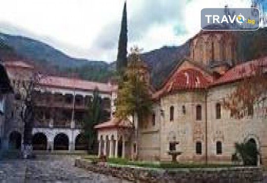 Еднодневна екскурзия до Кръстова гора и Бачковския манастир, с транспорт и водач от Рикотур - Снимка 6