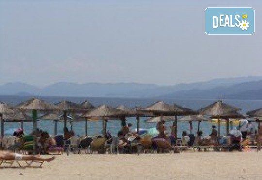 Слънце, плаж, море... за 1 ден с Рикотур в Аспровалта или Ставрос, на плажовете със син флаг - Снимка 5