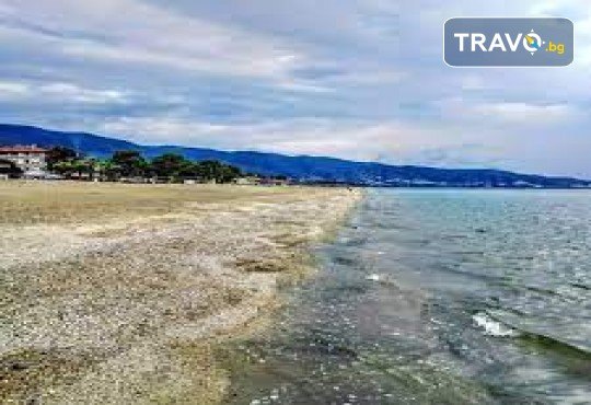 Слънце, плаж, море... за 1 ден с Рикотур в Аспровалта или Ставрос, на плажовете със син флаг - Снимка 9