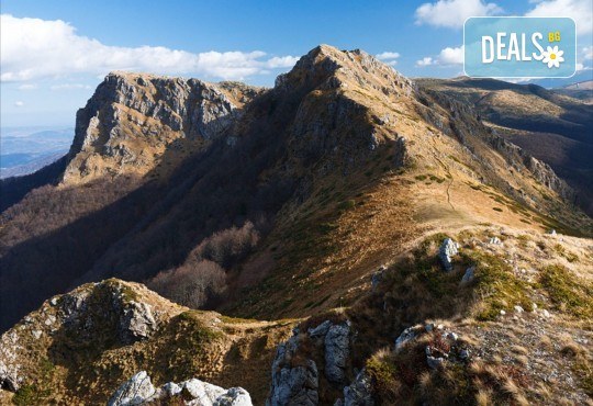 До връх Козя стена, хижа Козя стена и обратно – ден сред красотата на Балкана с транспорт и водач от Поход - Снимка 3