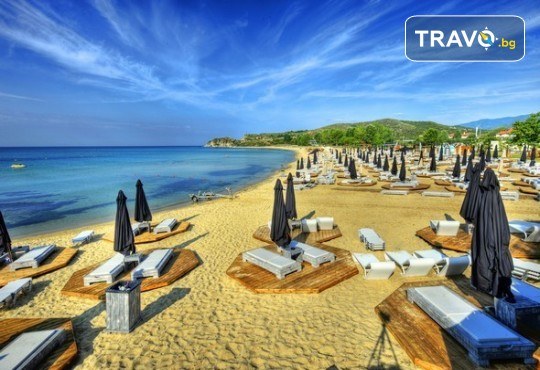 Перфектният летен ден: Еднодневна екскурзия до плаж Аммолофи с водач и транспорт от ТА Поход - Снимка 1