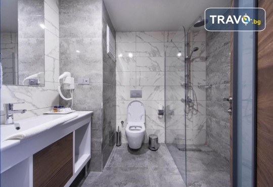 All Inclusive ваканция 2026 в Batihan Beach Resort 5*, Кушадасъ! 7 нощувки, басейни, водни пързалки, безплатно за дете до 12.99 г. и транспорт от Belprego Travel - Снимка 6