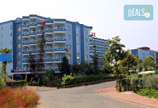 7 нощувки ALL INCLUSIVЕ на море в Турция, Caretta Relax Hotel 4*, Алания! Безплатно за дете до 11.99 г, водни пързалки, басейн и транспорт от Belprego Travel - Снимка 5