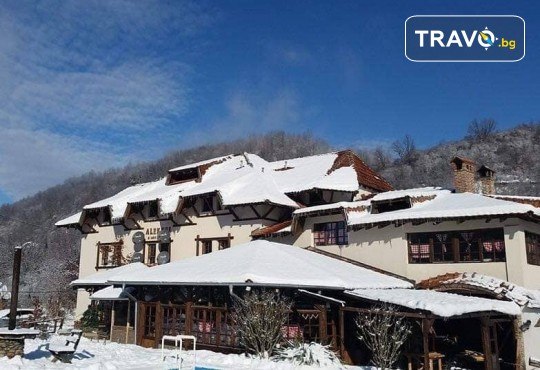 Уикенд в Етно село Срна с 2 нощувки, 2 закуски, 2 вечери с жива музика и неограничена консумация на алкохолни и безалкохолни напитки, от ТА Поход - Снимка 4