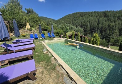 Лещен те очаква: Самостоятелна къща за 22 души сред Родопската магия! 1 Нощувка без изхранване в Панорама Хаус, ползване на оборудвана механа, барбекю, билярд, тенис на маса, детски кът, безплатно за дете до 11.99 г. - Снимка