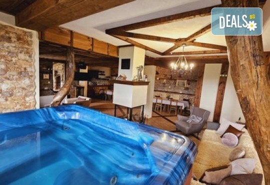 Лещен те очаква: Самостоятелна къща за 22 души сред Родопската магия! 1 Нощувка без изхранване в Панорама Хаус, ползване на оборудвана механа, барбекю, билярд, тенис на маса, детски кът, безплатно за дете до 11.99 г. - Снимка 23