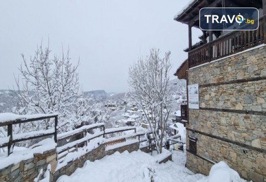 Лещен те очаква: Самостоятелна къща за 22 души сред Родопската магия! 1 Нощувка без изхранване в Панорама Хаус, ползване на оборудвана механа, барбекю, билярд, тенис на маса, детски кът, безплатно за дете до 11.99 г. - Снимка 14