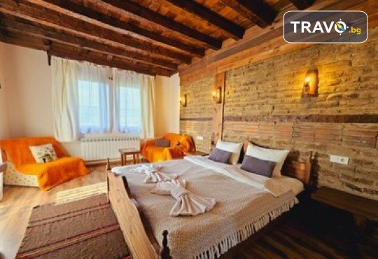 Лещен те очаква: Самостоятелна къща за 22 души сред Родопската магия! 1 Нощувка без изхранване в Панорама Хаус, ползване на оборудвана механа, барбекю, билярд, тенис на маса, детски кът, безплатно за дете до 11.99 г. - Снимка 35