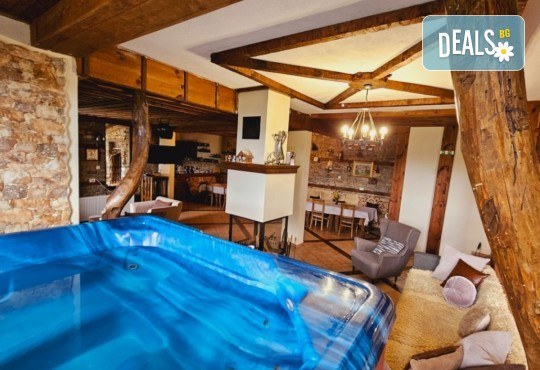 Лещен те очаква: Самостоятелна къща за 22 души сред Родопската магия! 1 Нощувка без изхранване в Панорама Хаус, ползване на оборудвана механа, барбекю, билярд, тенис на маса, детски кът, безплатно за дете до 11.99 г. - Снимка 51