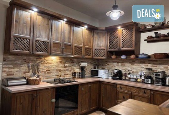 Лукс и уют в Лещен в Панорама Хаус! 1 Нощувка без изхранване, ползване на оборудвана механа, барбекю, билярд, тенис на маса, детски кът, безплатно за дете до 11.99 г. - Снимка 20