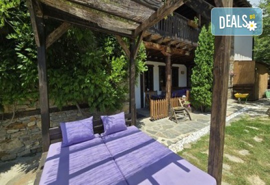 Лукс и уют в Лещен в Панорама Хаус! 1 Нощувка без изхранване, ползване на оборудвана механа, барбекю, билярд, тенис на маса, детски кът, безплатно за дете до 11.99 г. - Снимка 7