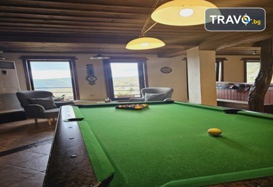Лукс и уют в Лещен в Панорама Хаус! 1 Нощувка без изхранване, ползване на оборудвана механа, барбекю, билярд, тенис на маса, детски кът, безплатно за дете до 11.99 г. - Снимка 28