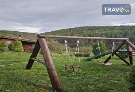 Лукс и уют в Лещен в Панорама Хаус! 1 Нощувка без изхранване, ползване на оборудвана механа, барбекю, билярд, тенис на маса, детски кът, безплатно за дете до 11.99 г. - Снимка 40