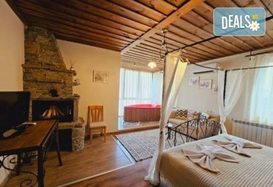 Лукс и уют в Лещен в Панорама Хаус! 1 Нощувка без изхранване, ползване на оборудвана механа, барбекю, билярд, тенис на маса, детски кът, безплатно за дете до 11.99 г. - Снимка 32