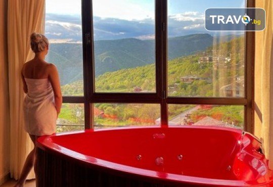 Лукс и уют в Лещен в Панорама Хаус! 1 Нощувка без изхранване, ползване на оборудвана механа, барбекю, билярд, тенис на маса, детски кът, безплатно за дете до 11.99 г. - Снимка 31